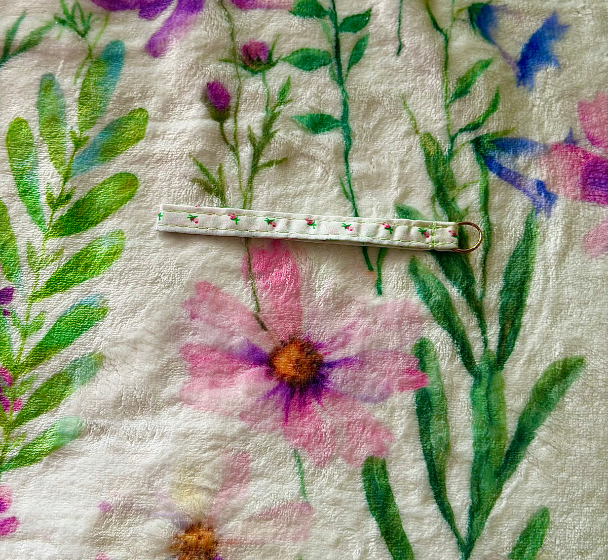 Green Floral Wristlet Band
