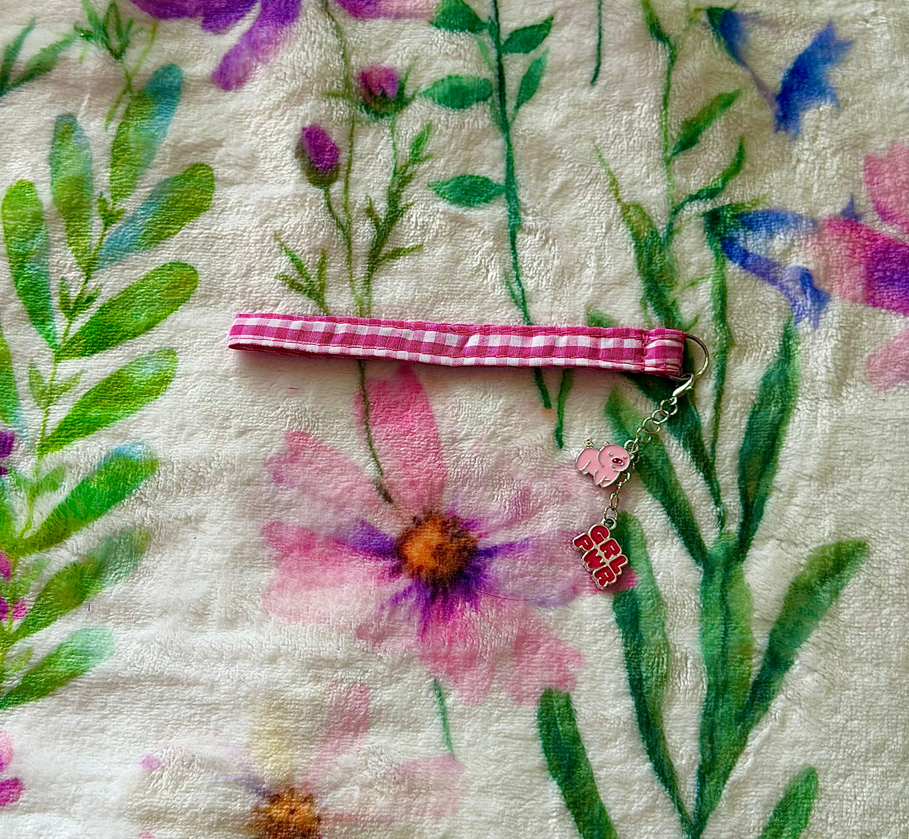 Pink Gingham Wristlet Band