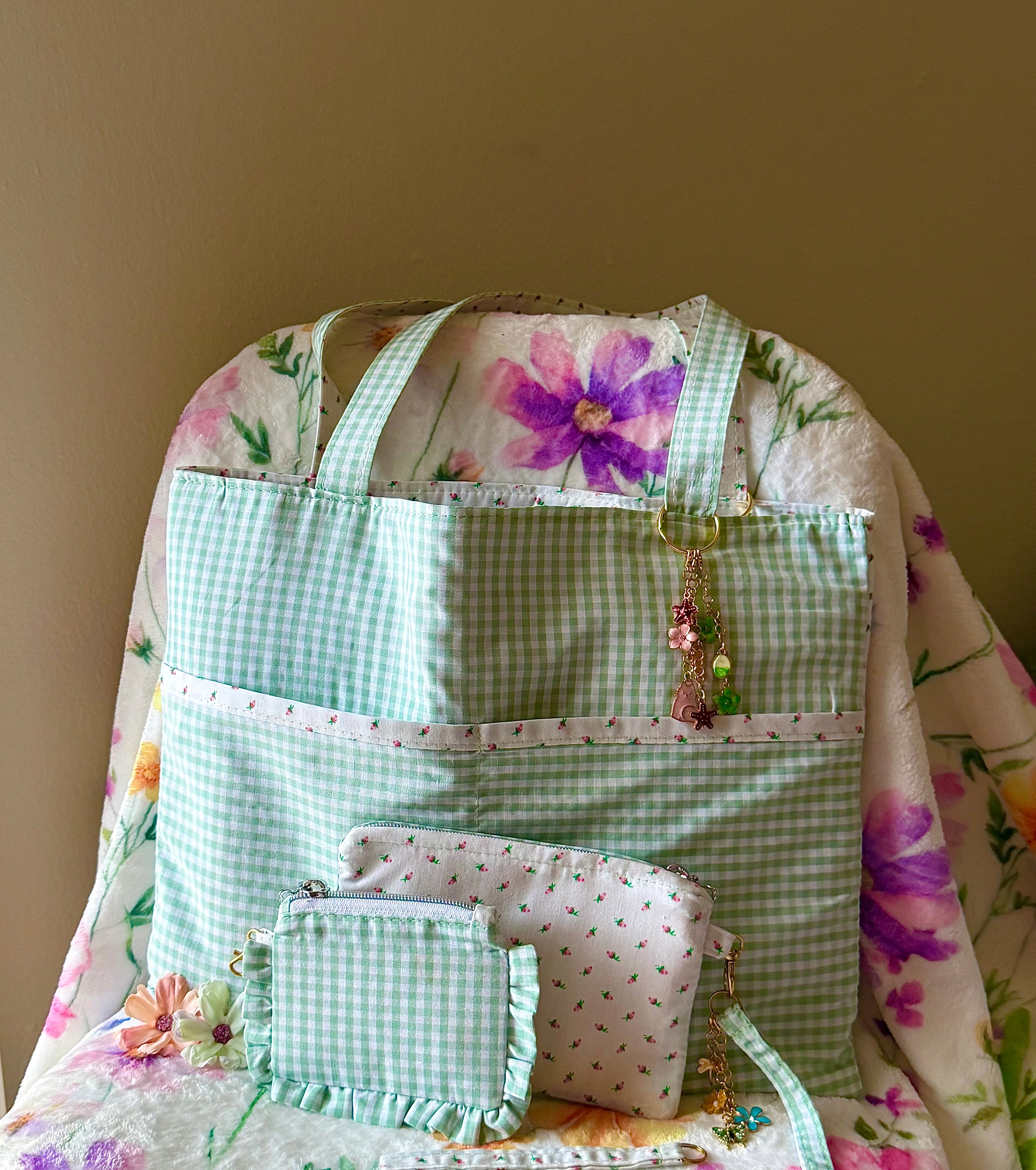 Artist Size Green Gingham Reversible Tote