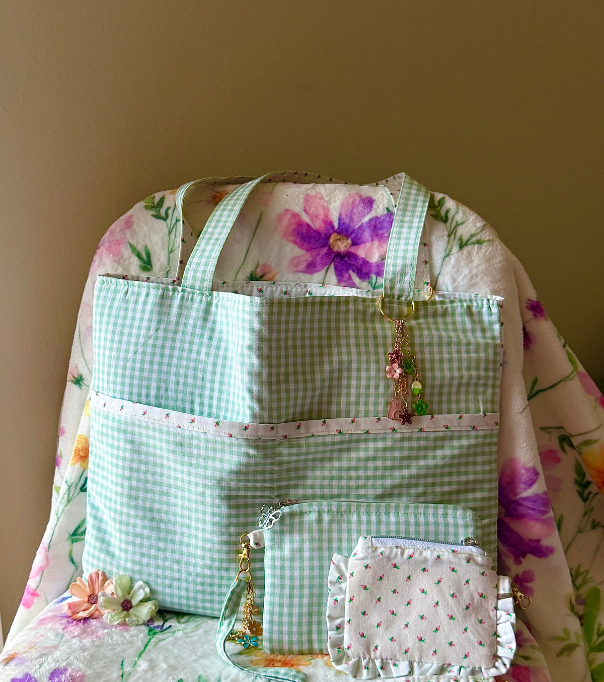 Artist Size Green Gingham Reversible Tote