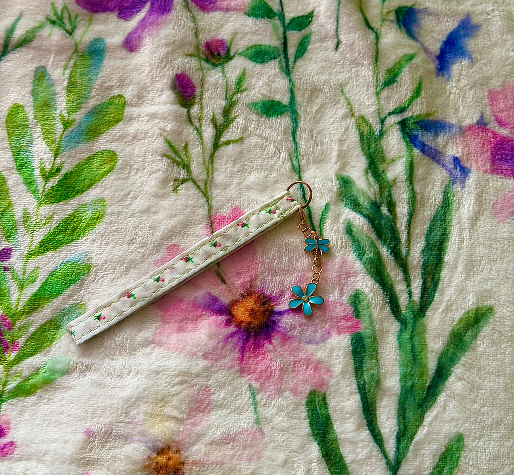 Green Floral Wristlet Band