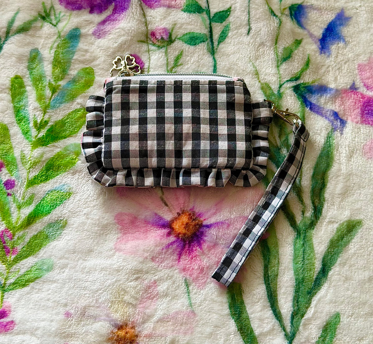 Black Ruffle Coin Purse